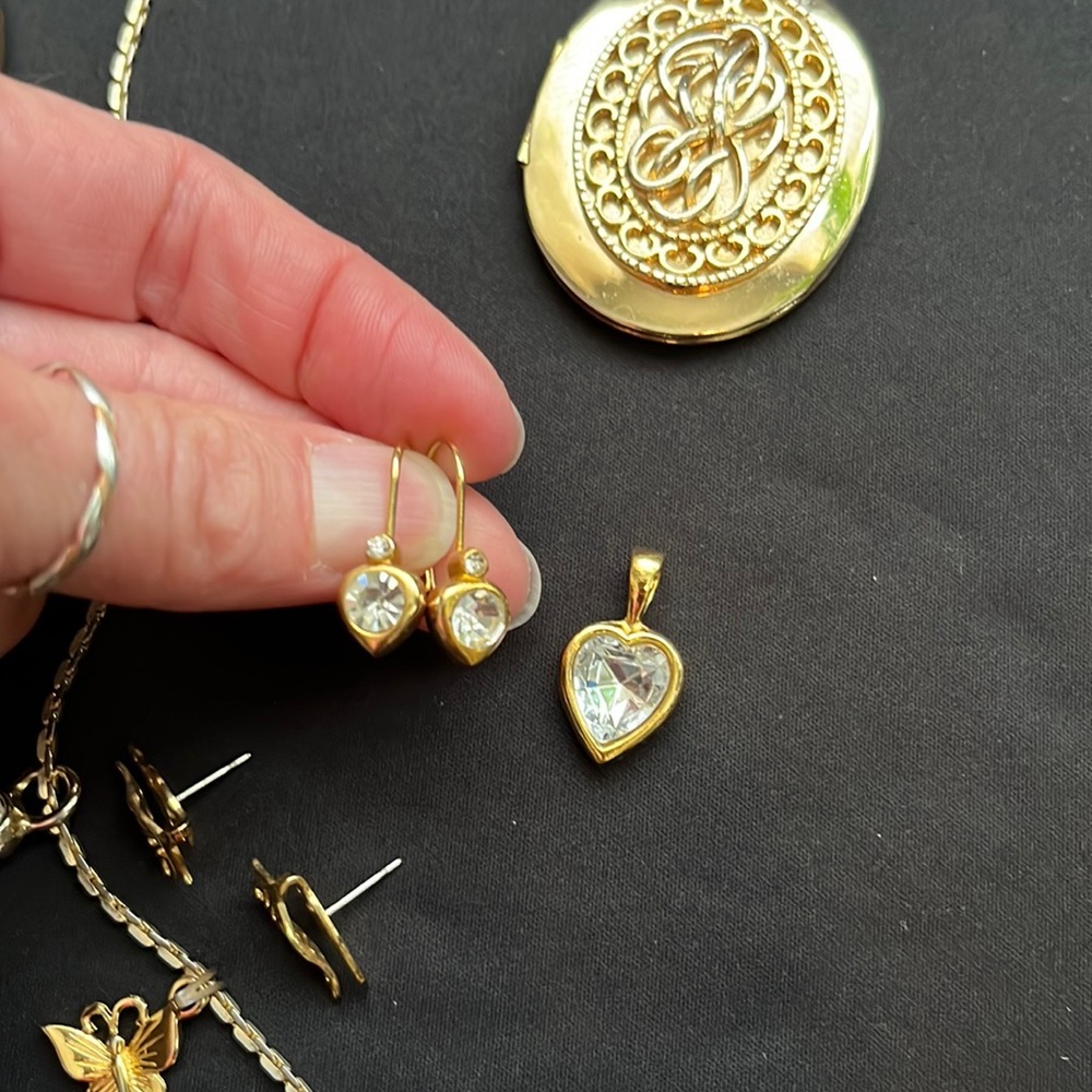 Gold Tone Jewelry Charms Bundle - Picture 4 of 9